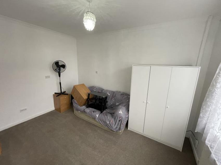 1 bedroom house to rent - Photo 4