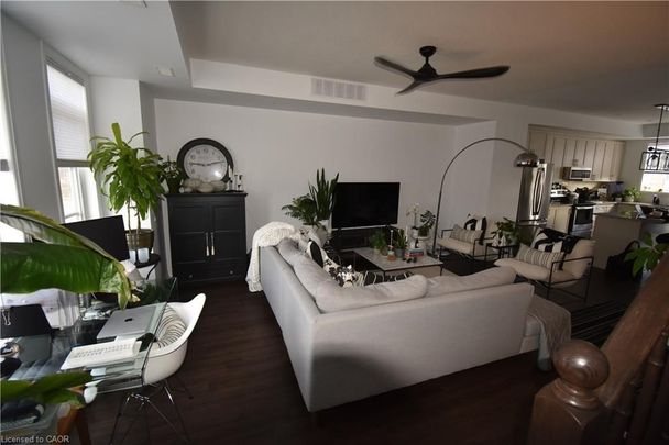 For Lease - 2362 NEW Street Unit# 5, Burlington, Ontario - Photo 1