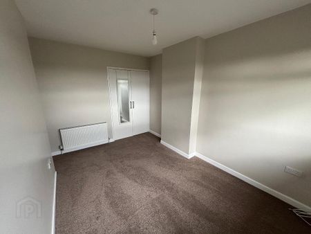 33 Churchill Place, Waringstown, BT66 7QS - Photo 3