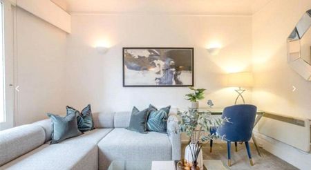 Strathmore Court, 143 Park Road, Regents Park, London, NW8 7HY - Photo 3