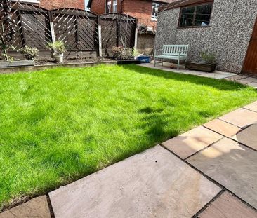 3 bedroom semi-detached house to rent - Photo 5