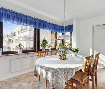 Helsingörsgatan, Kista - Foto 1