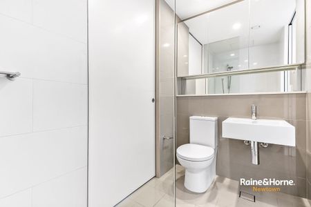 Private Resort Style Living - 14 month lease - Photo 5