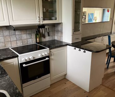 Storvretsvägen, Skogås - Photo 5