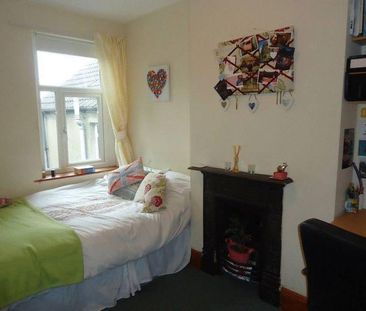 4 bedroom terraced house to rent - Photo 5