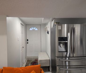 For Lease - 211 Glen Hill Drive Unit# Lower, Whitby, Ontario - Photo 3
