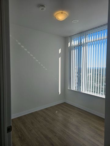 For Lease - 50 Dunfield Avenue Unit# 3319, Toronto, Ontario - Photo 2