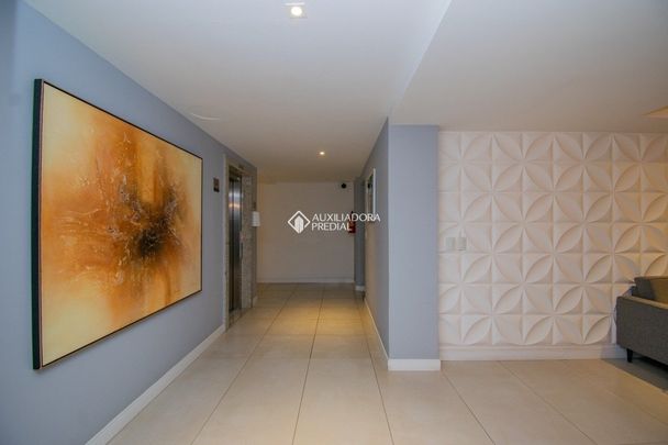 Apartamento com 1 quarto e 43m² para alugar em Floresta, Porto Alegre. - Foto 1