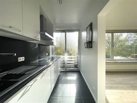 Appartement te huur - Photo 2