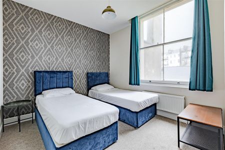 First Avenue, Hove - Photo 4