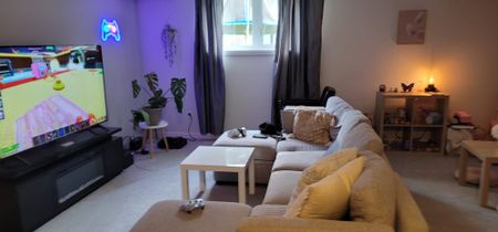 For Lease - 61 Teelin Circle, Barrhaven, Ontario - Photo 2