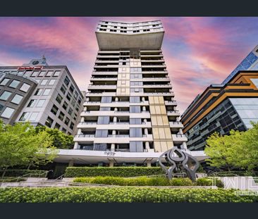 Stunning Apartment In Central Location - Photo 2