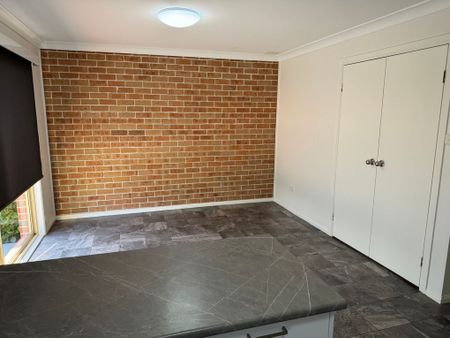 $690 Per week - Photo 2