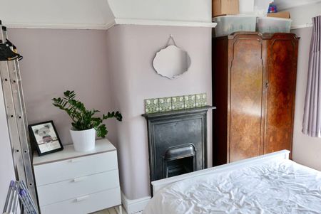 3 Bed Semi-Detached House, St. Werburghs Road, M21 - Photo 5