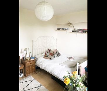 3 Bed Maisonette, Granard House, E9 - Photo 5