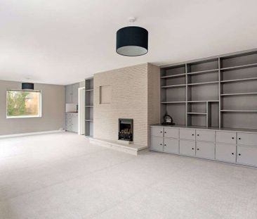 Stunning and contemporary, four bedroom detached house in located t... - Photo 2