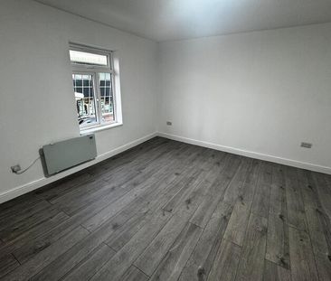 High Street, Rowley Regis, B65 0DR - Photo 3