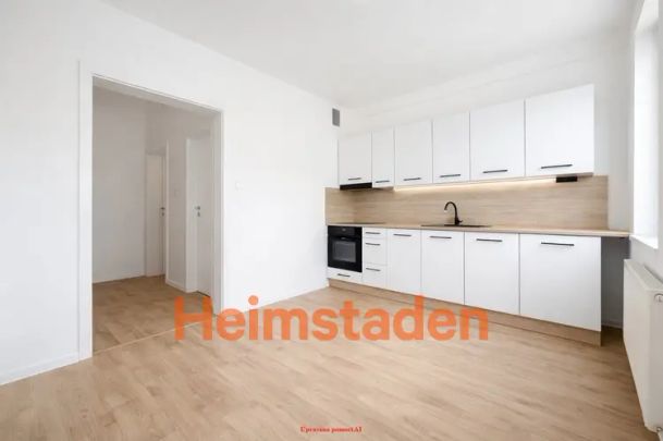 Pronájem bytu 2+1 56 m - Fotografie 1
