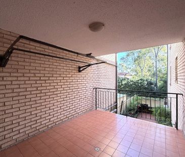 ELEVATED UNIT IN A CENTRAL LOCATION - Photo 6