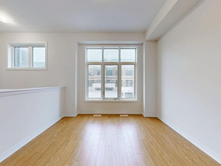 For Lease - 28 Millman Lane, Richmond Hill, Ontario - Photo 3