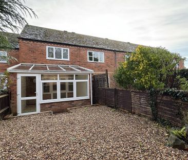 2 bedroom terraced house to rent - Photo 4