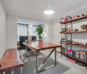 4 bedroom semi-detached house to rent - Photo 3