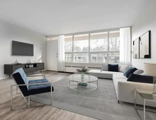 780 Wonderland Road South | 780 Wonderland Road South, London - Photo 1