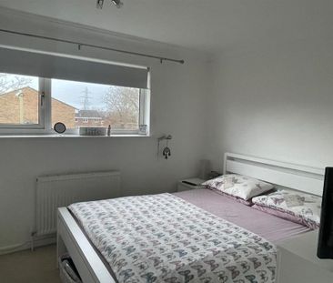 2 bedroom semi-detached house to rent - Photo 3
