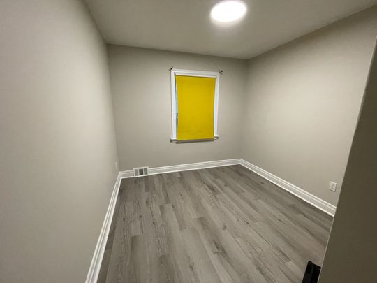 For Lease - 17 Flintridge Road, Toronto, Ontario - Photo 1