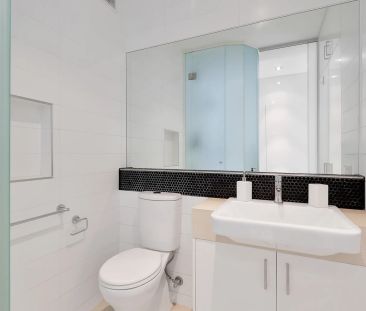 STUDIO GEM - LOCATED IN THE HEART OF SANDRINGHAM! - Photo 5