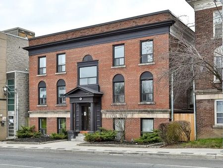 For Lease - 915 St Clair Avenue Unit# 2, Toronto, Ontario - Photo 4