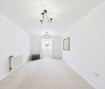 High Street, Colnbrook, Slough,SL3 - Photo 2