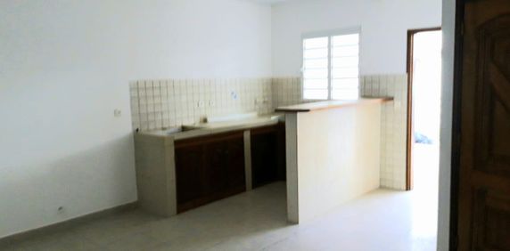 Location appartement 2 pièces, 38.00m², Cayenne - Photo 2