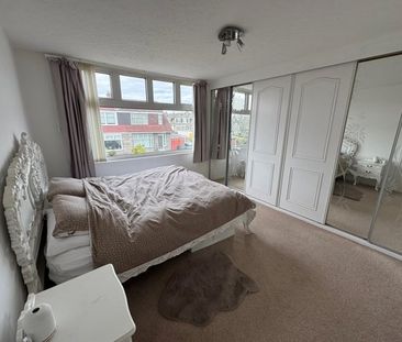 6 Kildrummy Road, AB15 8HJ, Aberdeen - Photo 1