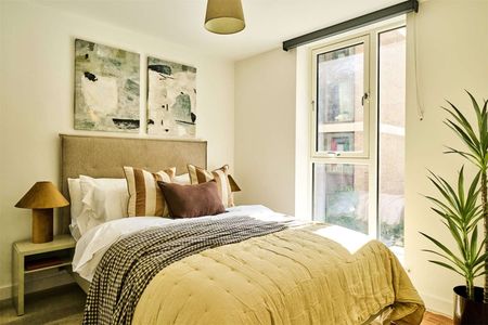 2 BED 1 BATH APARTMENT | AVAILABLE NOW | IN HIGH DEMAND | PARKING AVAILABLE | PRIME LOCATION | 24-HOUR CONCIERGE | RESIDENTS GYM - Photo 5