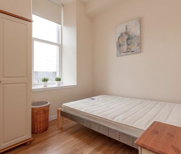 1 Bed Flat, Trinity Lane, AB11 - Photo 4