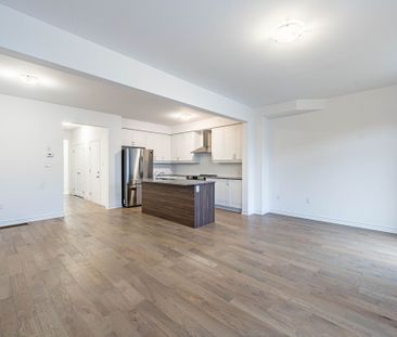 For Lease - 42 Eberhardt Drive, Wasaga Beach, Ontario - Photo 1