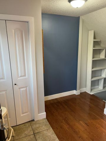 Cozy 2 bdrm 1bath Condo/townhouse style in Killarney SW - Photo 4