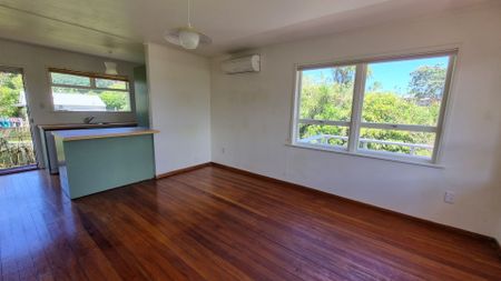 Stunning Neat! - Photo 2