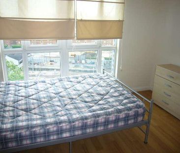 Hatton Place - Bedroom - Unfurnished - Central Luton, LU2 - Photo 3