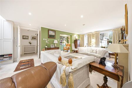 3 bedroom mews to rent - Photo 3