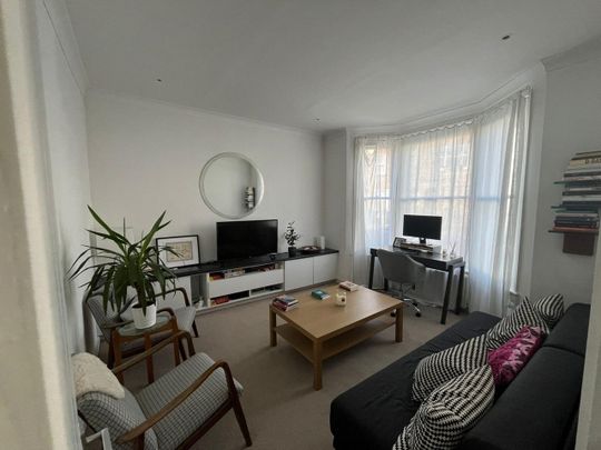 Room in a Shared House, Purves Road, NW10 - Photo 1