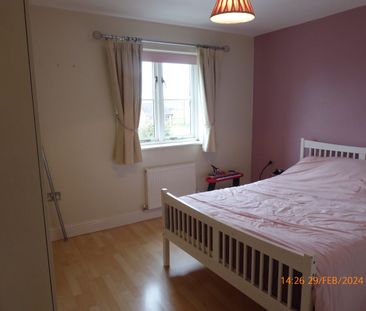 1 Bassa Road, - Photo 1