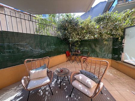 A LOUER - AIX EN PROVENCE - T2 MEUBLE DE 40M² - BOX - PROCHE ALLEES PROVENCALES - Photo 5