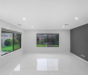 Spacious energy efficient home - Photo 1