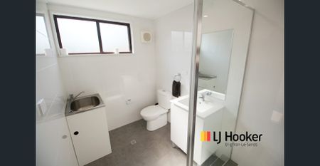 IMMACULATE RENOVATED ONE BEDROOM SEMI HOME! - Photo 3
