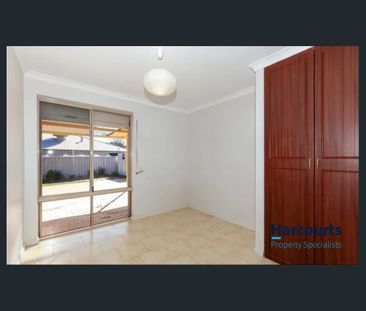 Spacious Family Home in Seville Grove - 4 Bedrooms, 2 Bathrooms - Photo 3