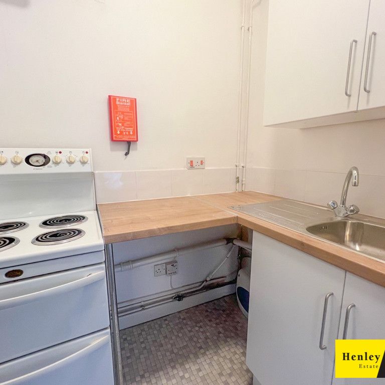 1 Bedroom Ground Floor Flat For Rent - Photo 1