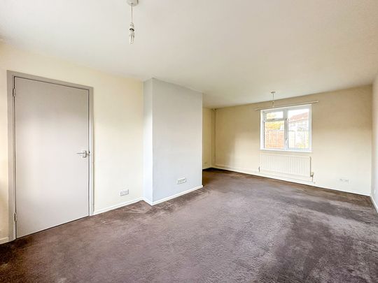 Bedford Close, Wyton, Huntingdon - Photo 1