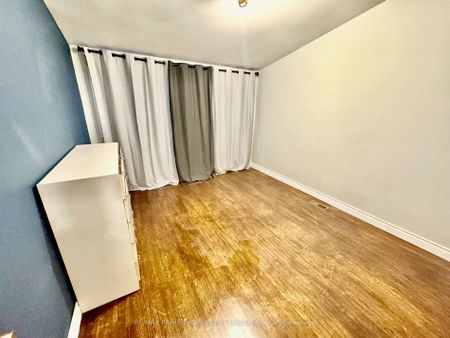 For Lease - 282 Roywood Drive, Toronto, Ontario - Photo 3